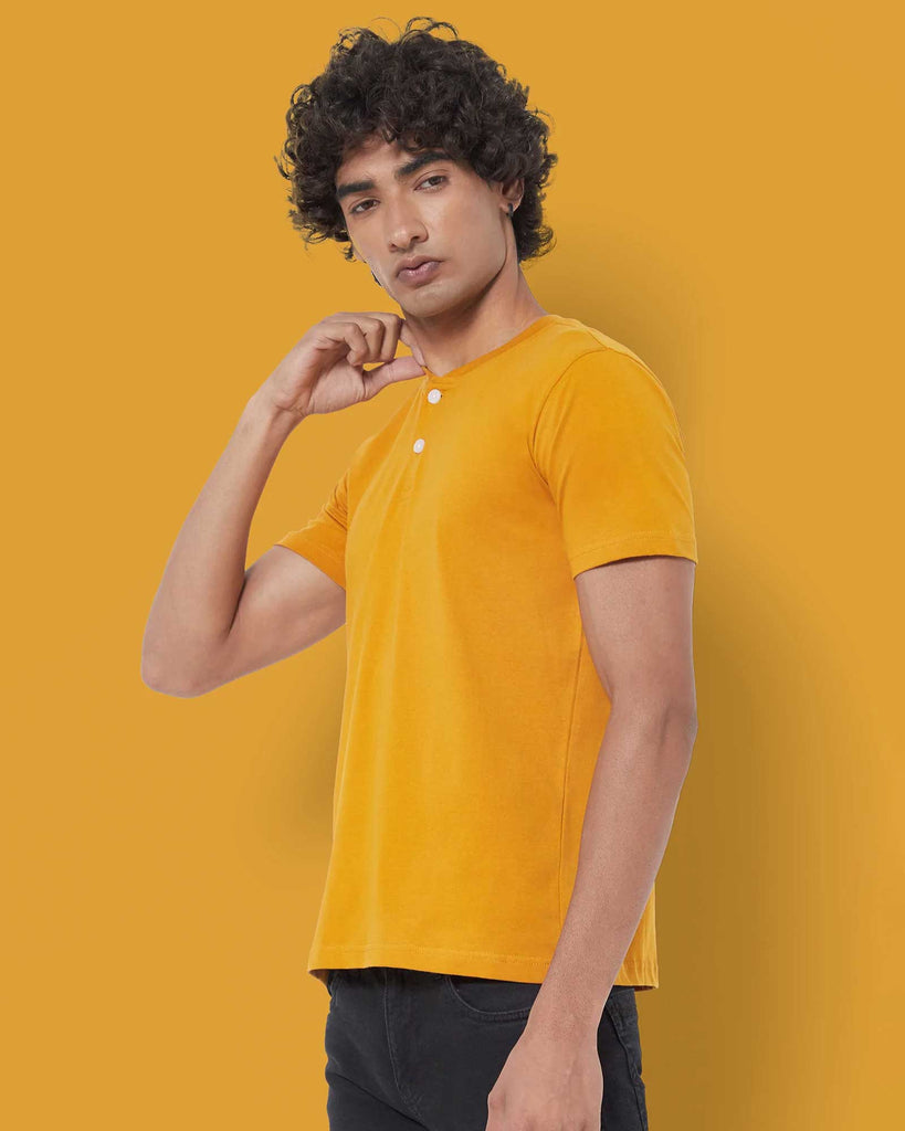 Melangebox Half Sleeves Henley: Mustard