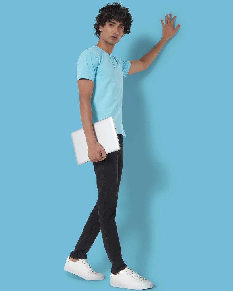 Melangebox Half Sleeves Henley: Aqua Blue