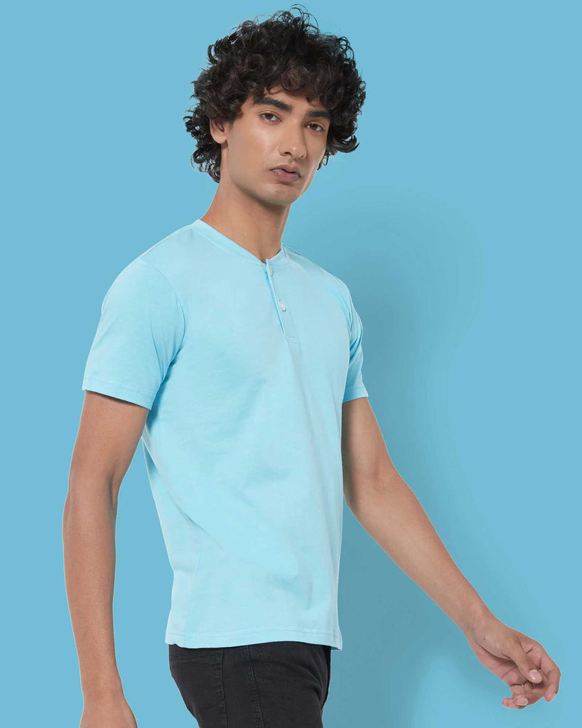 Melangebox Half Sleeves Henley: Aqua Blue