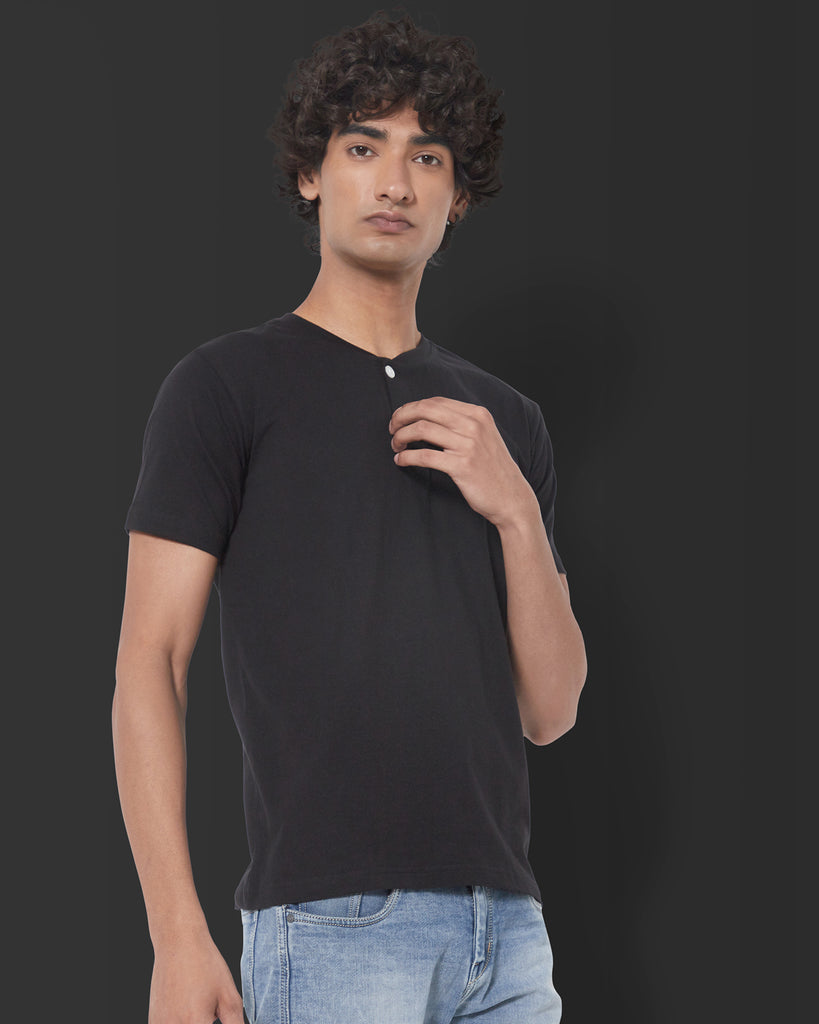 Melangebox Half Sleeves Henley: Black