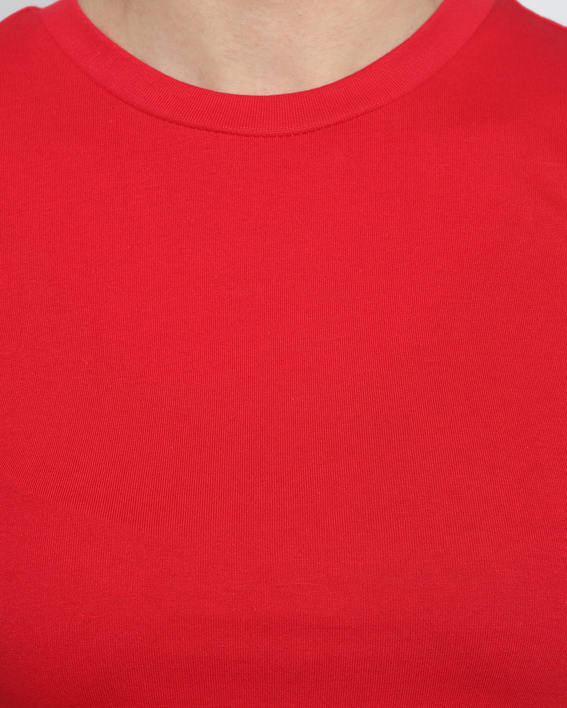 Melangebox Women Crew Neck Top: Solid Red